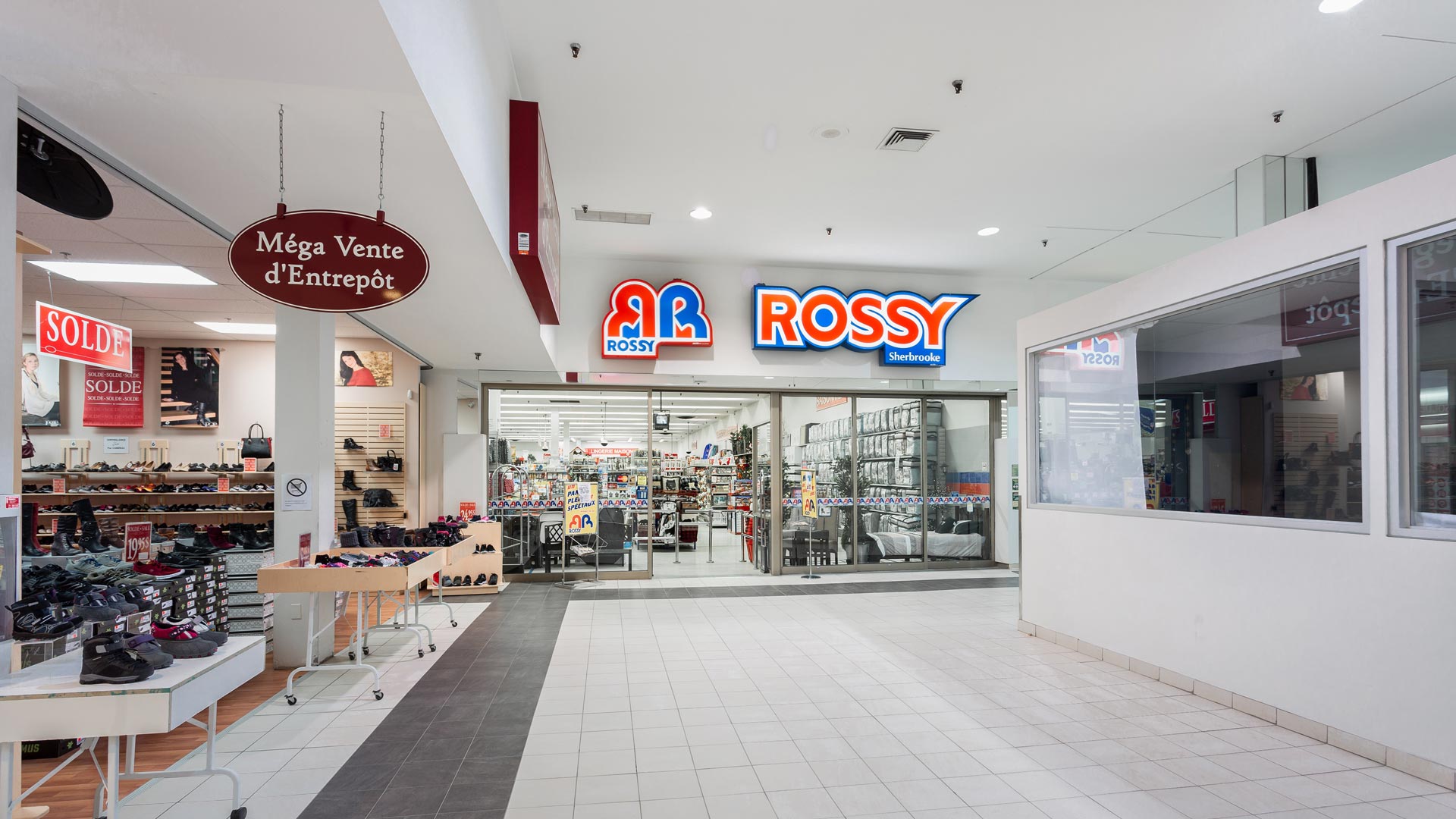 Rossy interieur LE Centre Sherbrooke 2019